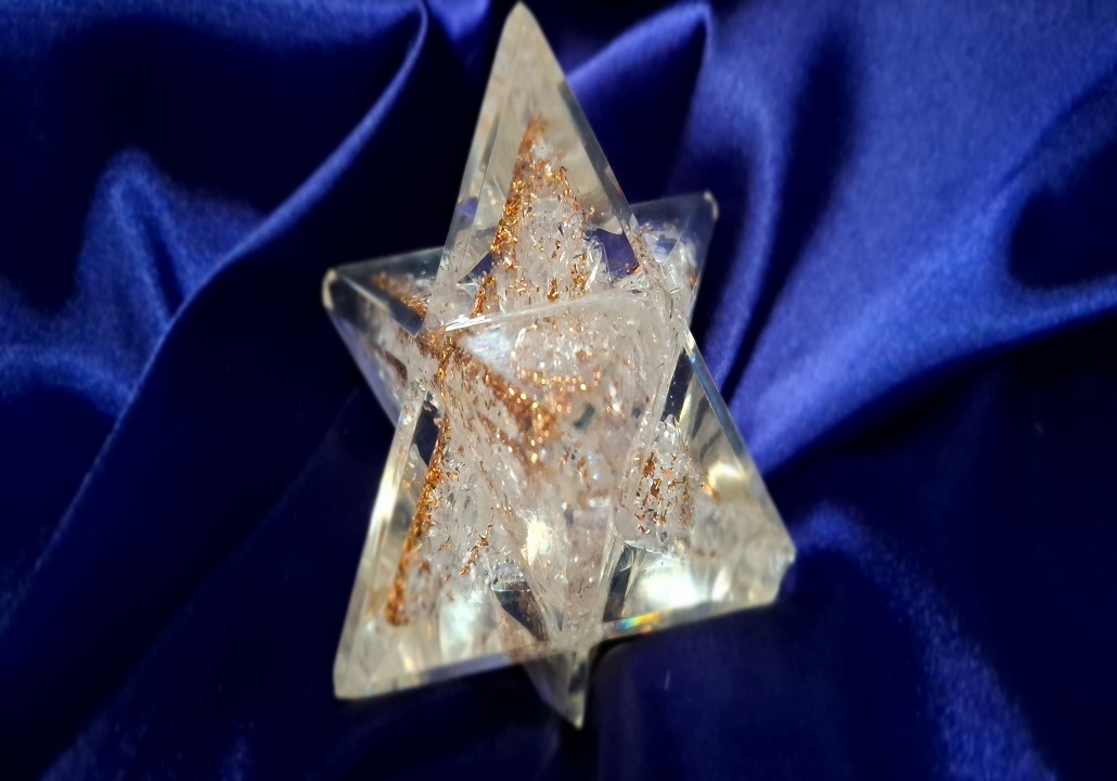 mirkahalamova.sk_www.merkabashop.sk_Merkaba_Prívesok_Merkaba Orgonit_Orgonit Merkaba_Titánová pyramída_Ladička 4096C_Ladička 528hz_Tibetská misa_Tibetská misa vyrobená zo 7 kovov_Ručne tepaná Tibetská misa zo 7 kovov_Správy z Galaxie_Merkaba_Merkaba orogonit_Kryštálový Prívesok Merkaba_cesta duše_Duchovná Cesta_kryštály a kamene_Kryštálová Merkaba_Andara Kryštál_Meditácia_kvet života_Ladička 4096C_Ladička 528hz_Čakrové ladičky,_vzostup z 3D do 5D_ako navýšiť vibrácie_Duchovno_Vogel Kryštál_kyištálové kamene_Prívesok Kremeň Merkaba
